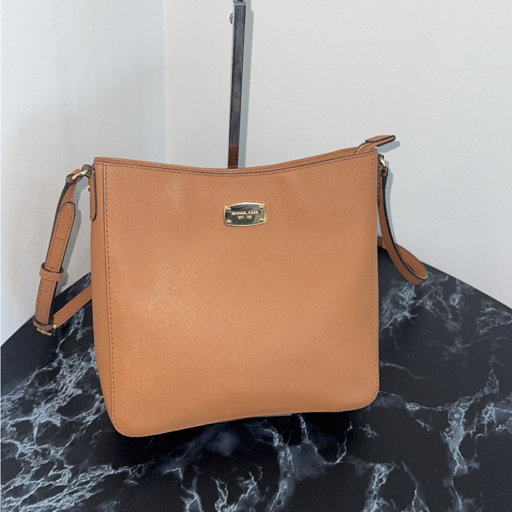 Michael Michael Kors Brown Camel Leather Crossbody Bag Authentic
